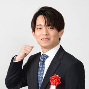 椅子や机、卓上ライト、ひざ掛け等が配備されており、自習室の環境が非常に良いので勉強に集中できました