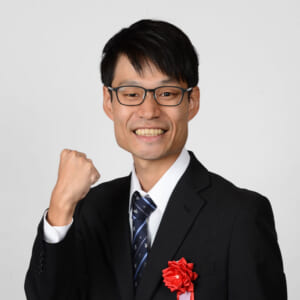 他の予備校の講師とは比べものにならないくらい講義は分かりやすく、受講生を合格へ導こうという熱意を感じました
