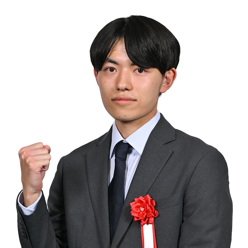 山本愁さん