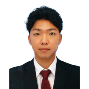 教材は紙とPDFの両方を利用でき、出先でもPDFで学習できることで時間を有効活用することができました